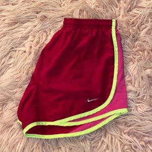 NIKE RUNNING SHORTS WOMEN SIZE S